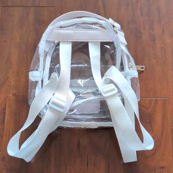 Clear Mini Backpack 🎒 - Picture 5 of 6
